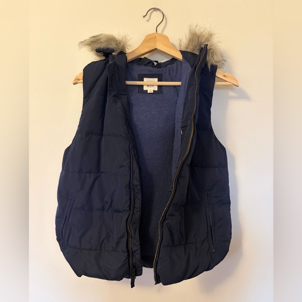 Navy Puffer Vest